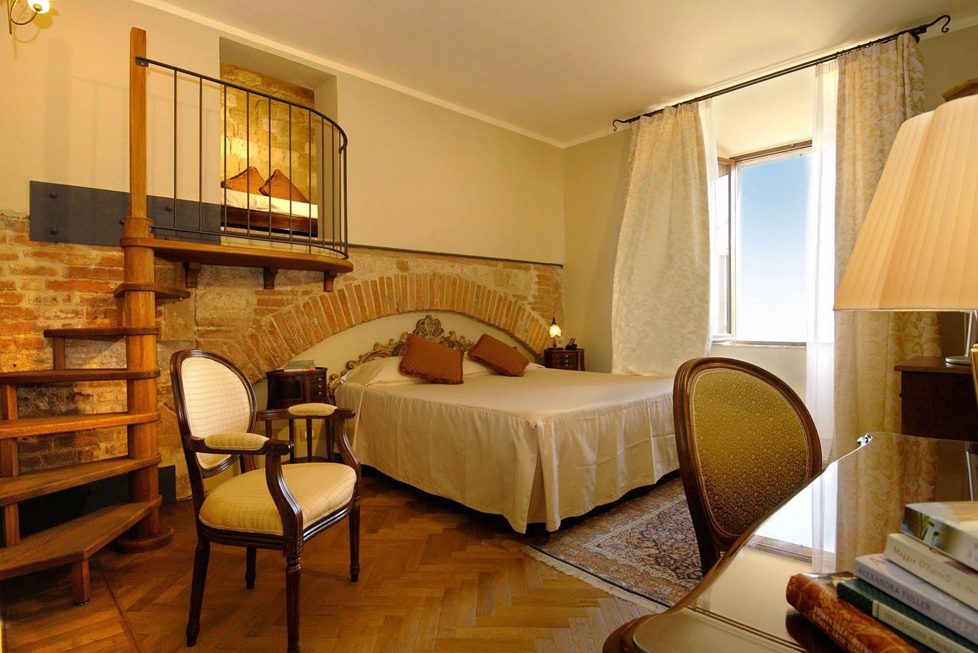 La Locanda Di San Francesco Montepulciano Luaran gambar